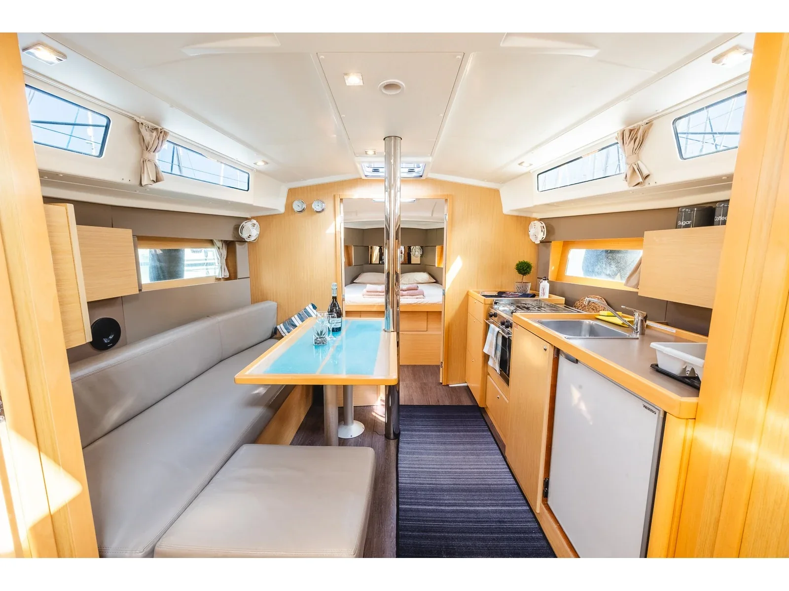 Yacht BENETEAU Oceanis 38.1 - Elisa - Foto 1