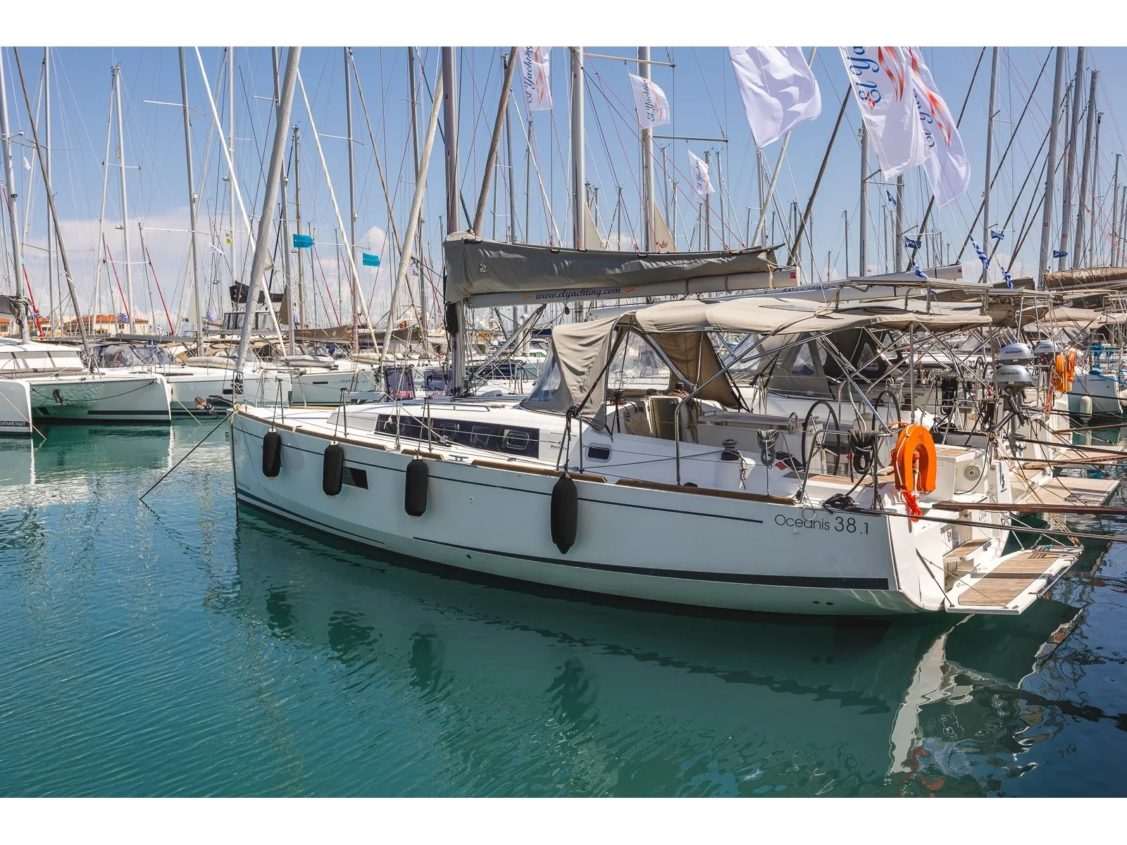 Yacht BENETEAU Oceanis 38.1 - Elisa - Foto 1