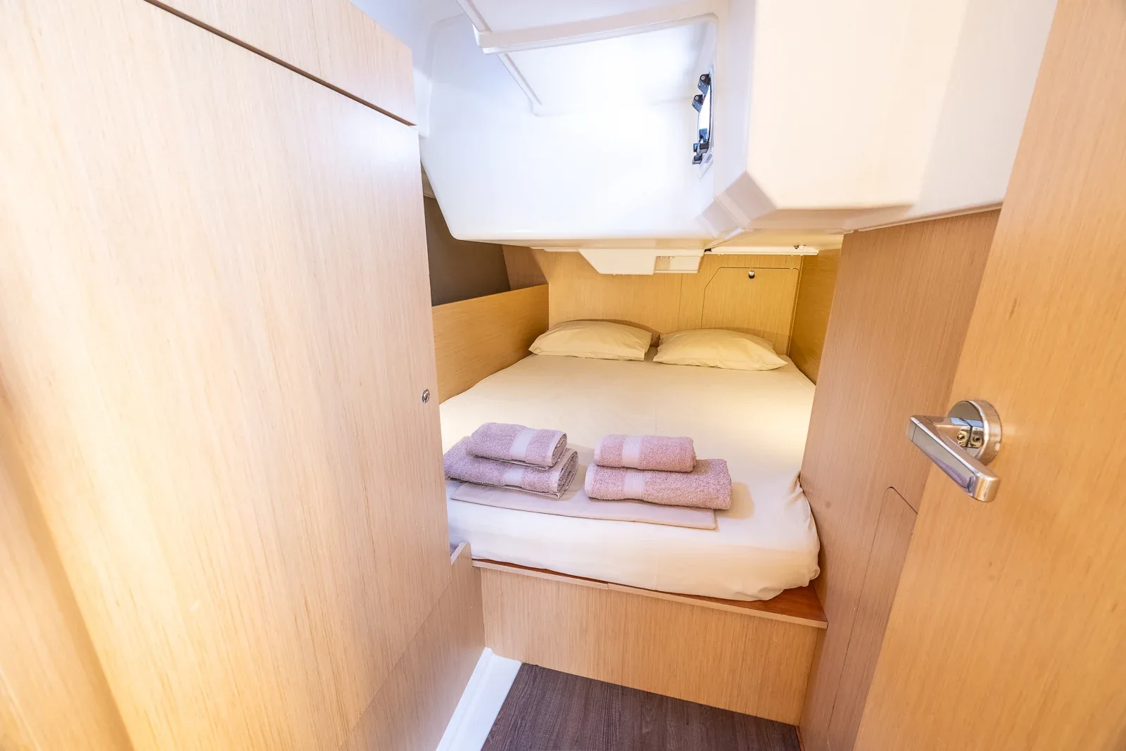 Yacht BENETEAU Oceanis 38.1 - Elisa - Foto 1
