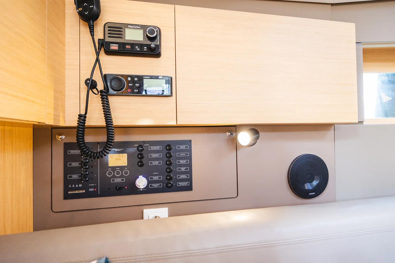 Yacht BENETEAU Oceanis 38.1 - Elisa - Foto 1