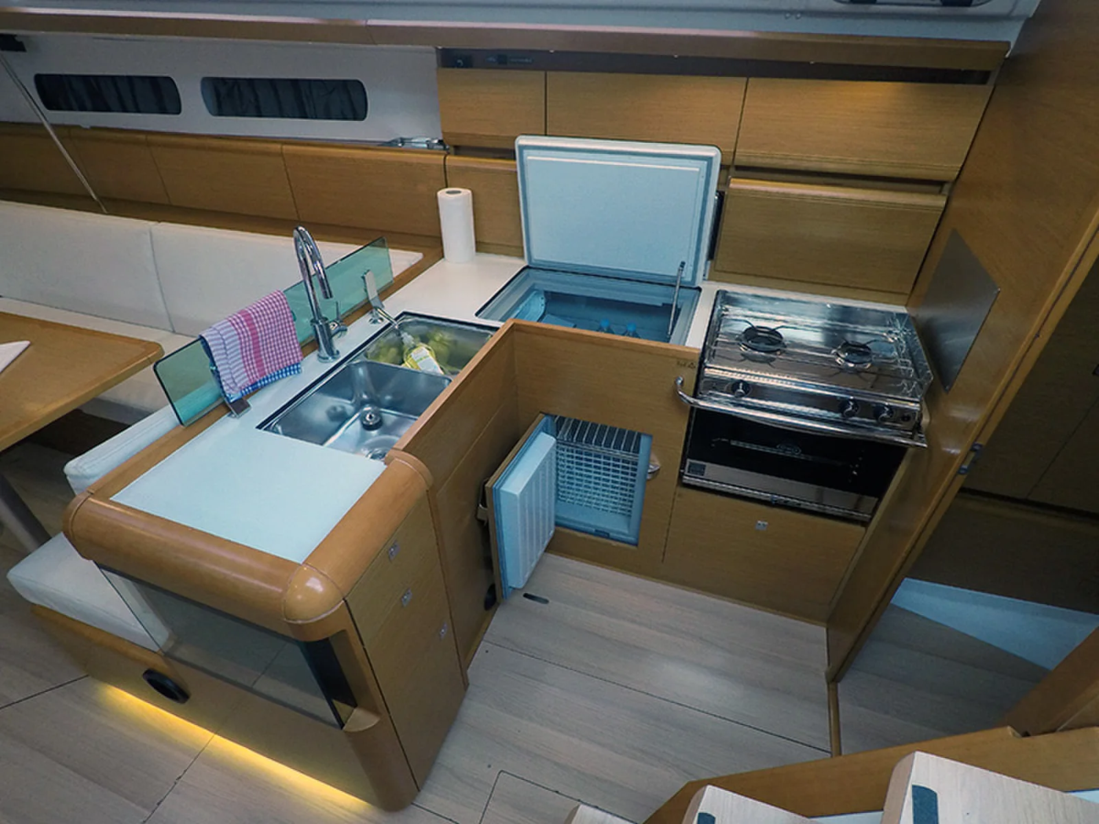 Yacht JEANNEAU Sun Odyssey 449 - Elissa - Foto 1