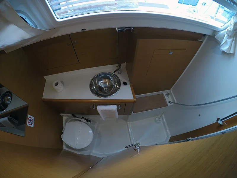 Yacht JEANNEAU Sun Odyssey 449 - Elissa - Foto 1