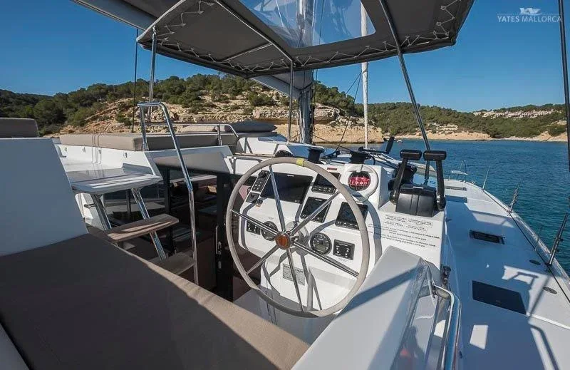Yacht FOUNTAINE PAJOT Saona 47 - Aurora 381 - Foto 1