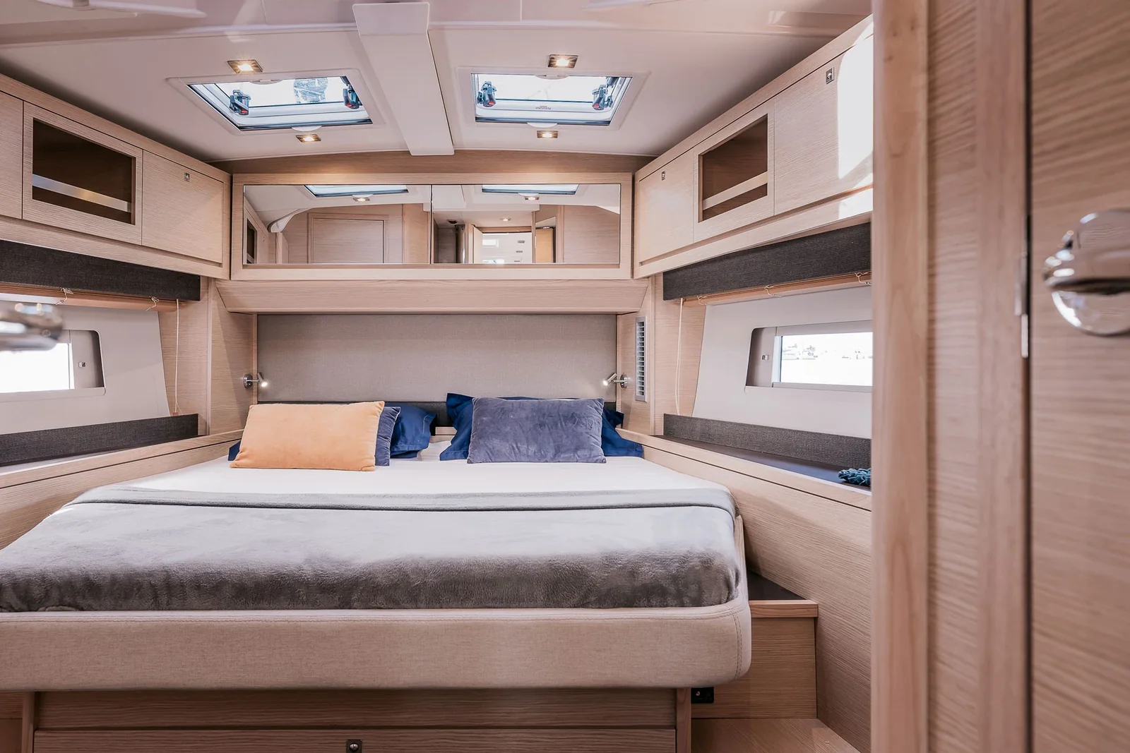 Yacht DUFOUR 470 - Constantina - Foto 1