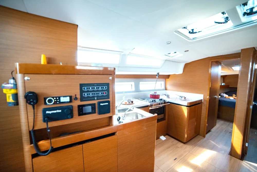 Yacht JEANNEAU Sun Odyssey 490 - Porto Fino - Foto 1