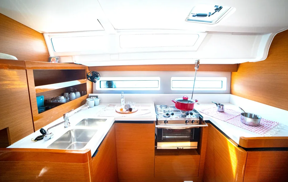 Yacht JEANNEAU Sun Odyssey 490 - Porto Fino - Foto 1