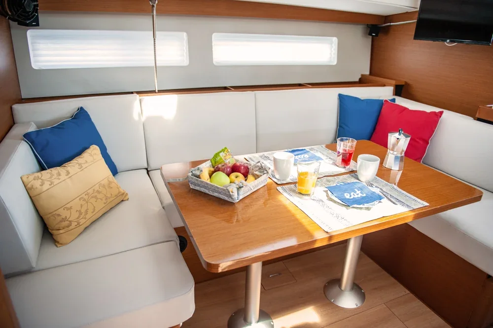 Yacht JEANNEAU Sun Odyssey 490 - Porto Fino - Foto 1