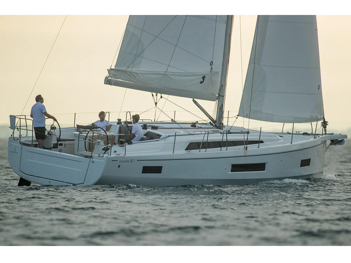 Yacht BENETEAU Oceanis 40.1 - Alma Libre VII - Foto 1