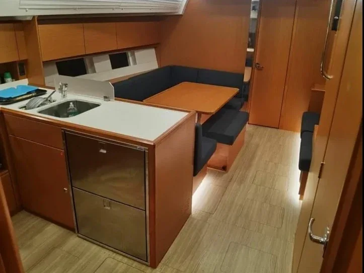 Yacht BAVARIA C45 - Foto 1