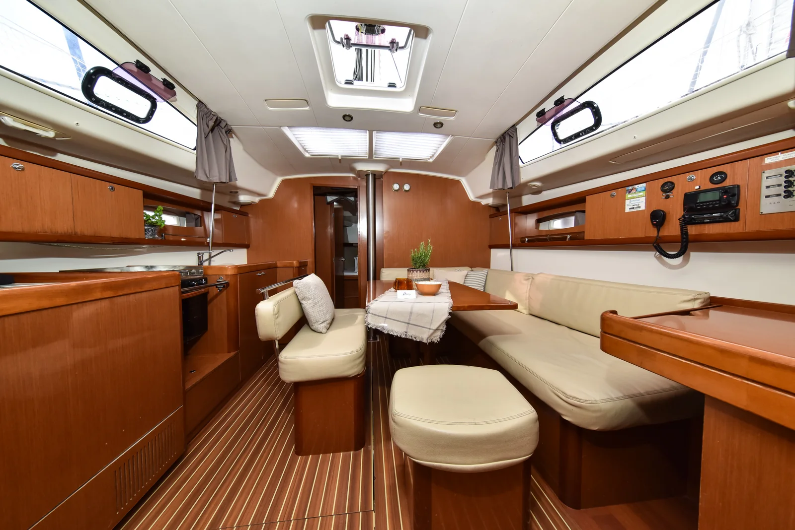 Yacht BENETEAU Oceanis 43 - Playmaker - Foto 1