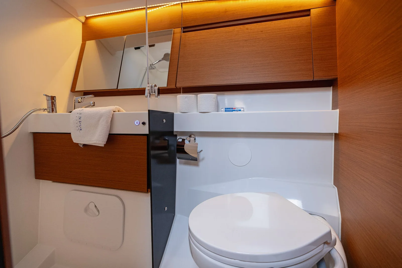 Yacht JEANNEAU Sun Odyssey 410 - E! - Foto 1