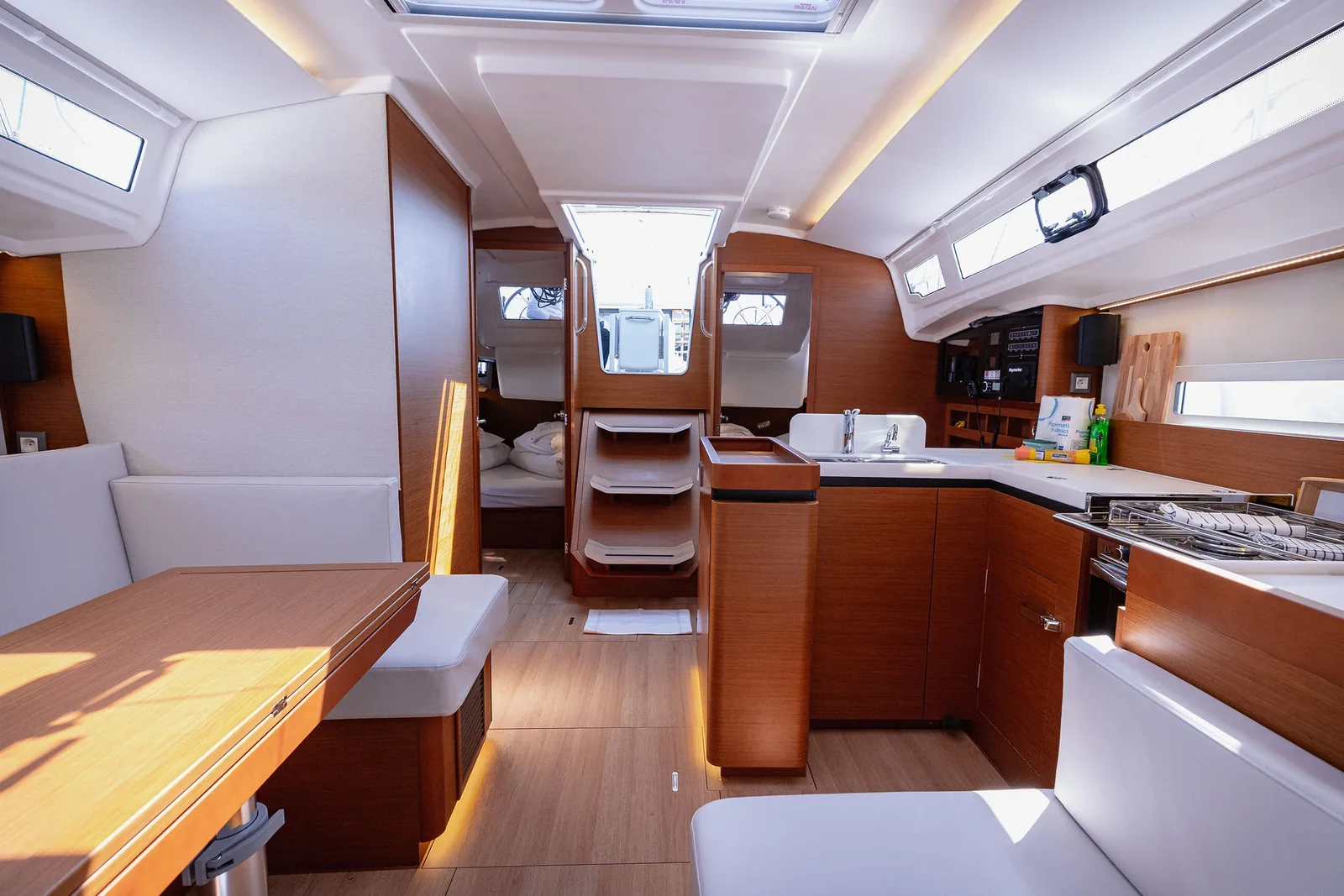 Yacht JEANNEAU Sun Odyssey 410 - E! - Foto 1