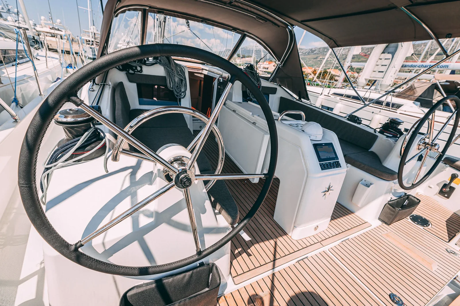 Yacht JEANNEAU Sun Odyssey 410 - E! - Foto 1
