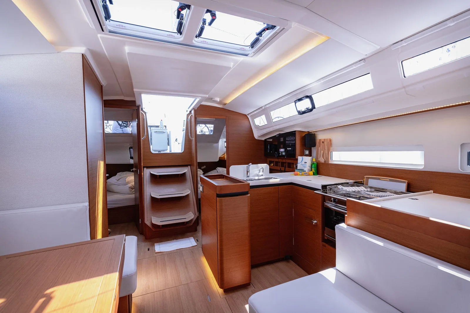 Yacht JEANNEAU Sun Odyssey 410 - E! - Foto 1