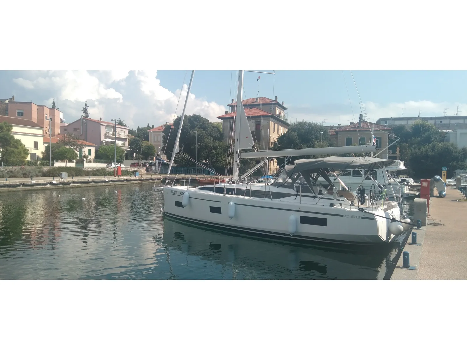 Yacht BAVARIA C38 - Kirke
