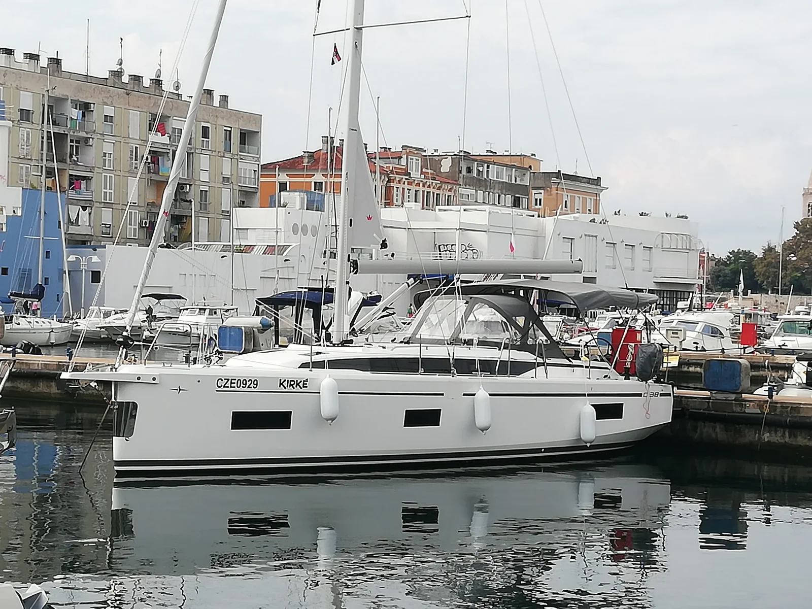 Yacht BAVARIA C38 - Kirke - Foto 1