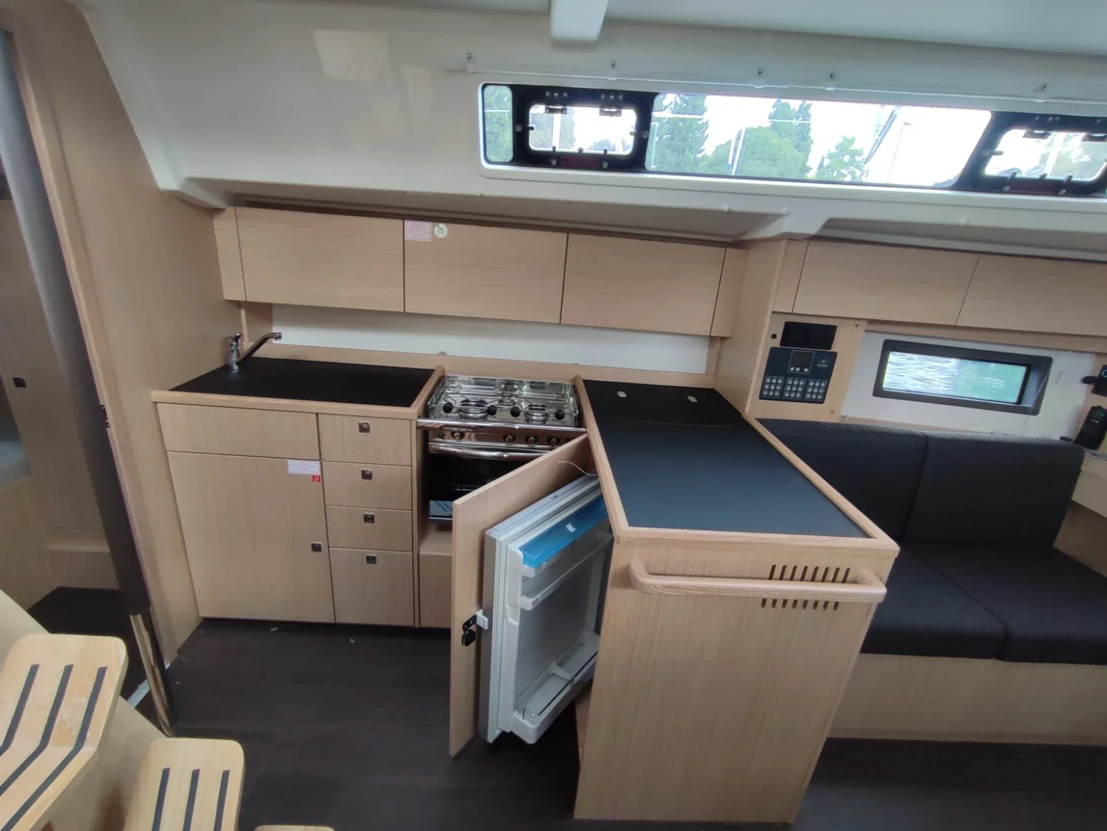 Yacht BAVARIA C38 - Kirke - Foto 1
