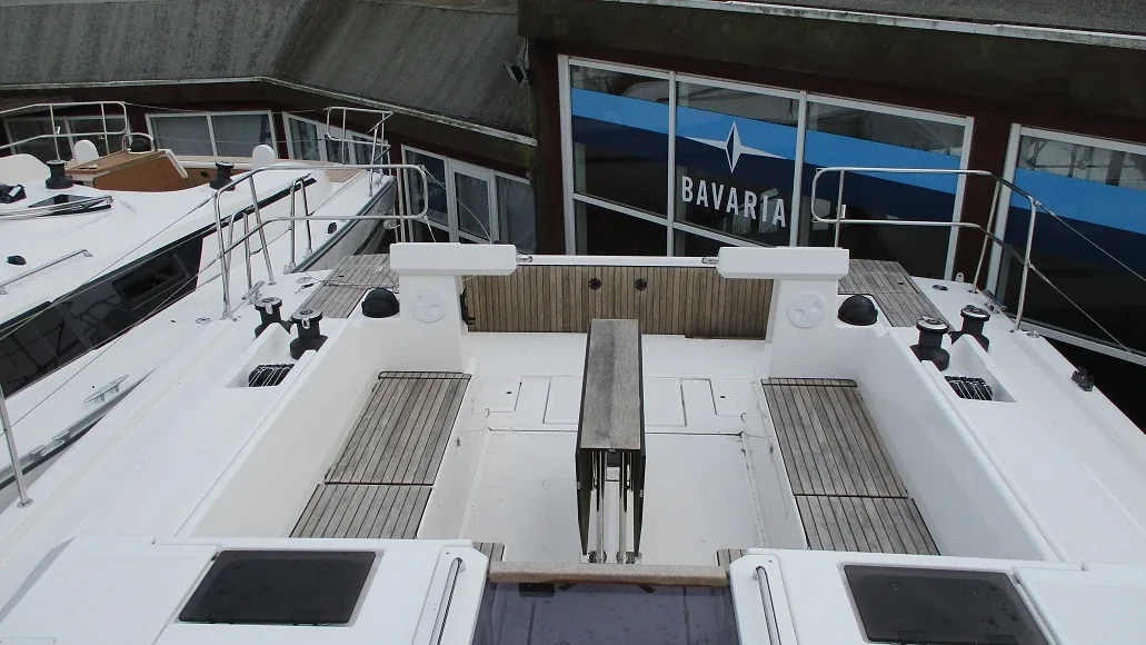 Yacht BAVARIA C45 - One