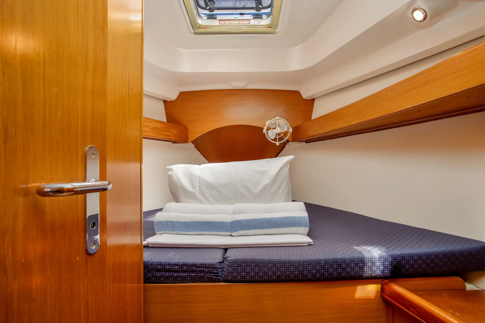 Yacht BENETEAU Cyclades 43.4 - Too Lucky - Foto 1