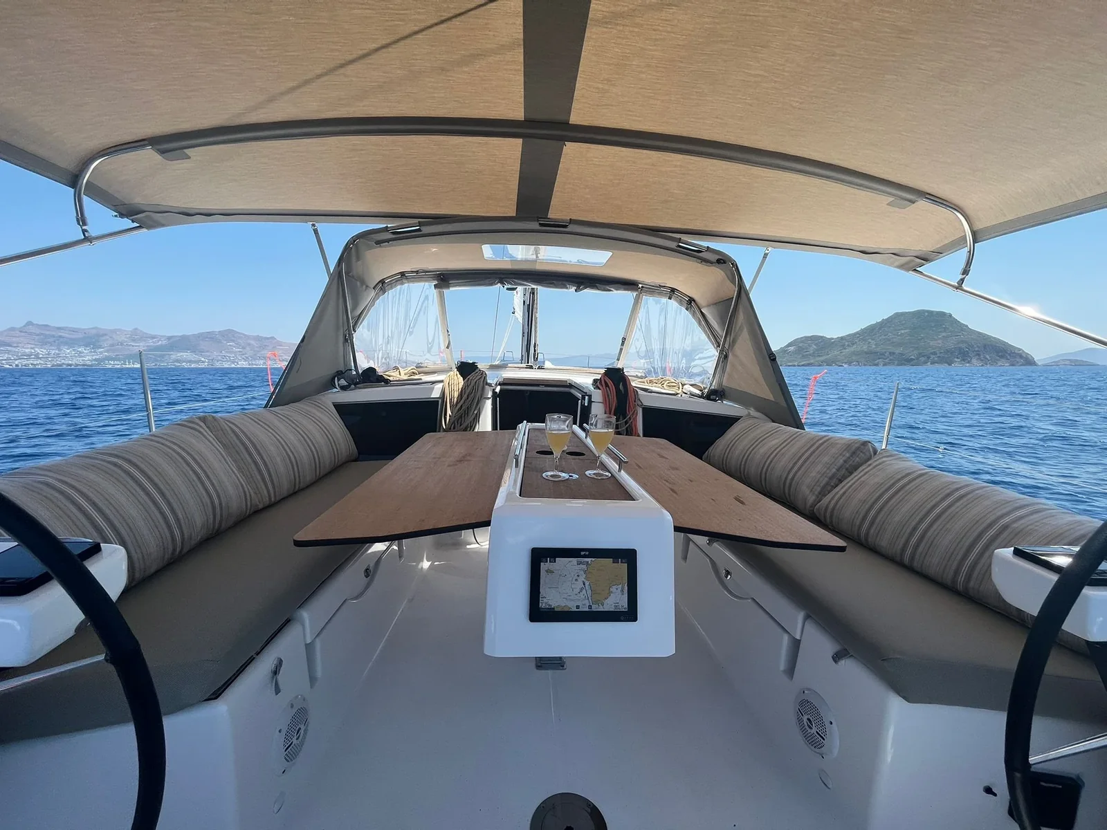 Yacht DUFOUR 430 Grand Large - Isabella