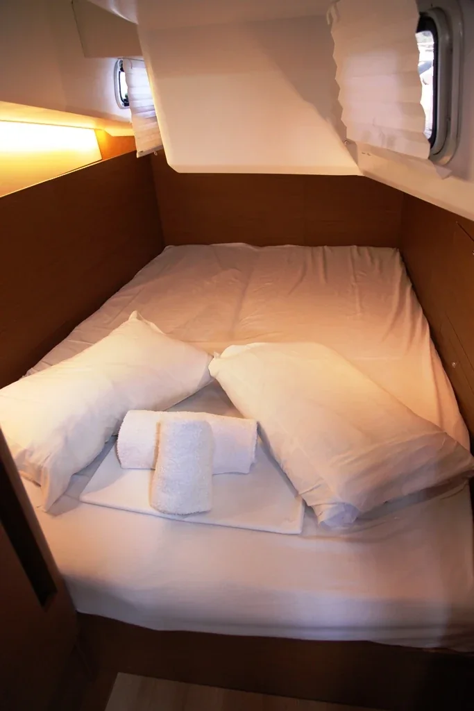 Yacht JEANNEAU Sun Odyssey 410 - Pangeo - Foto 1