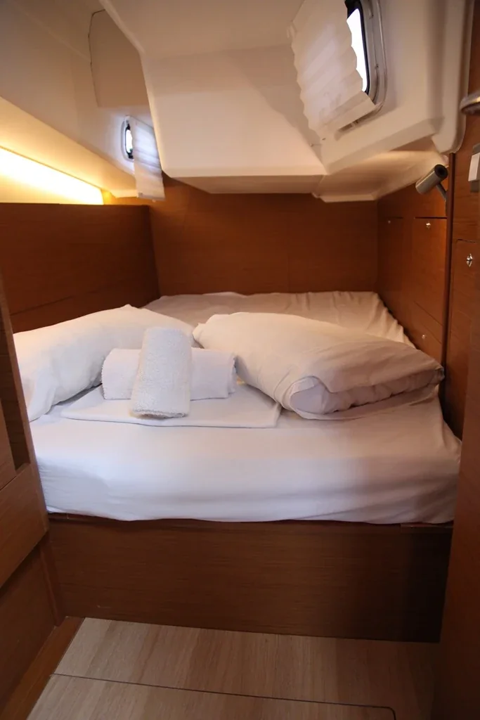 Yacht JEANNEAU Sun Odyssey 410 - Pangeo - Foto 1