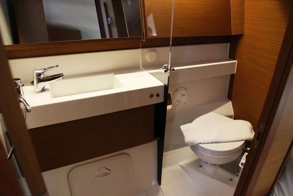 Yacht JEANNEAU Sun Odyssey 410 - Pangeo - Foto 1