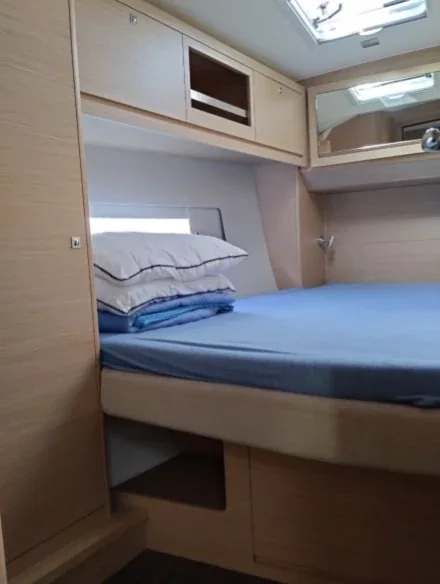 Yacht DUFOUR 470