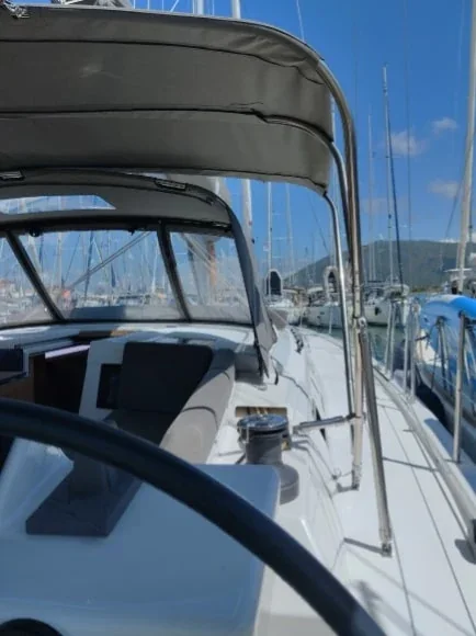 Yacht DUFOUR 470 - Foto 1