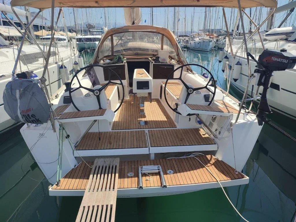 Yacht DUFOUR 350 - Spinaker