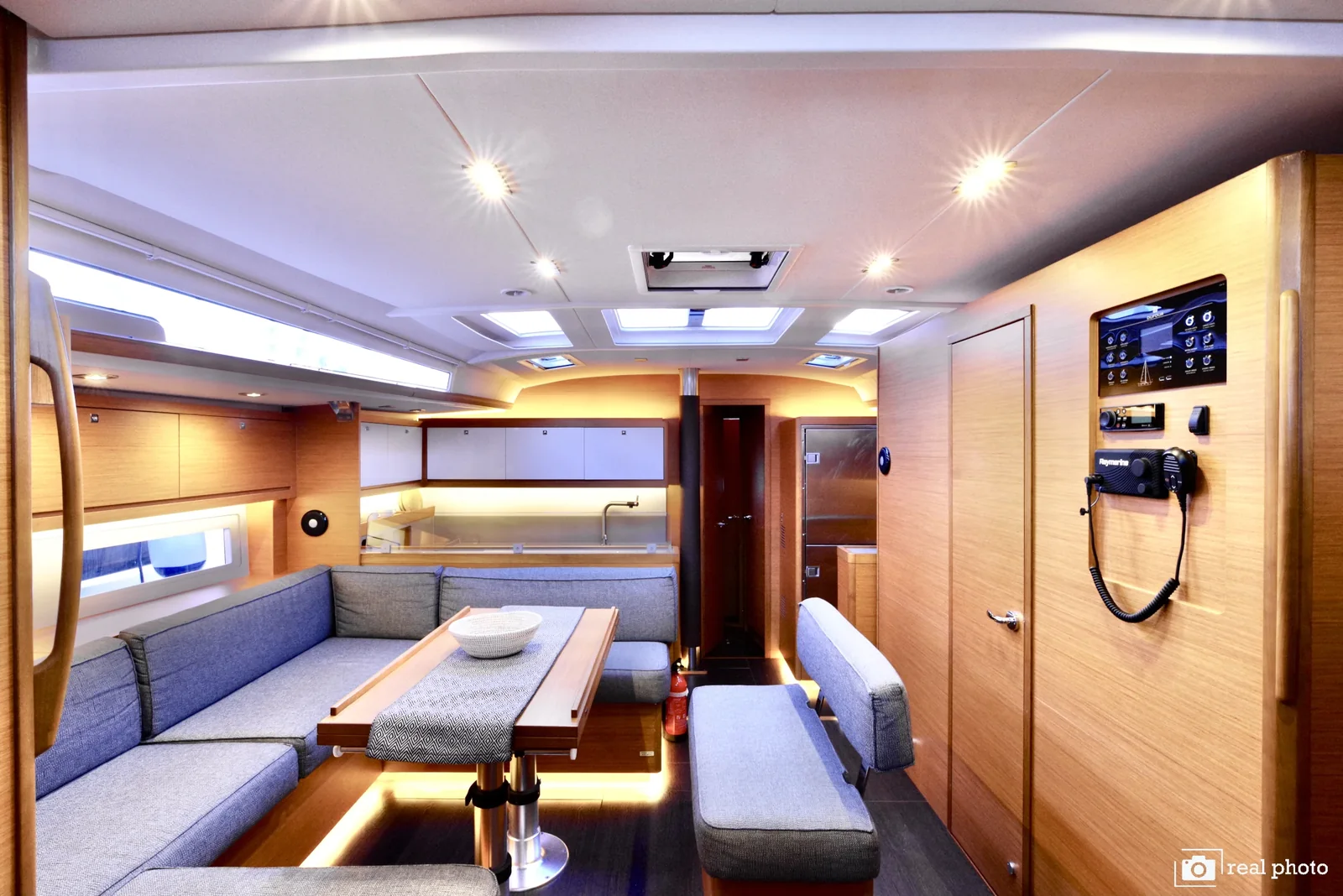 Yacht DUFOUR 530 - Thea - Foto 1