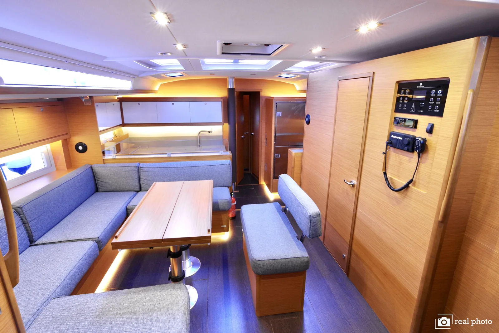 Yacht DUFOUR 530 - Thea - Foto 1