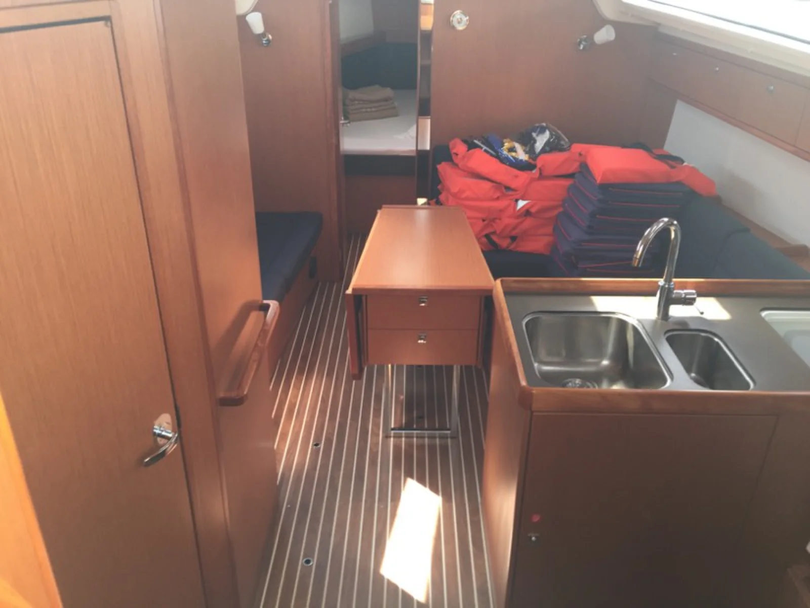 Yacht BAVARIA Cruiser 37 - Menkar - Foto 1