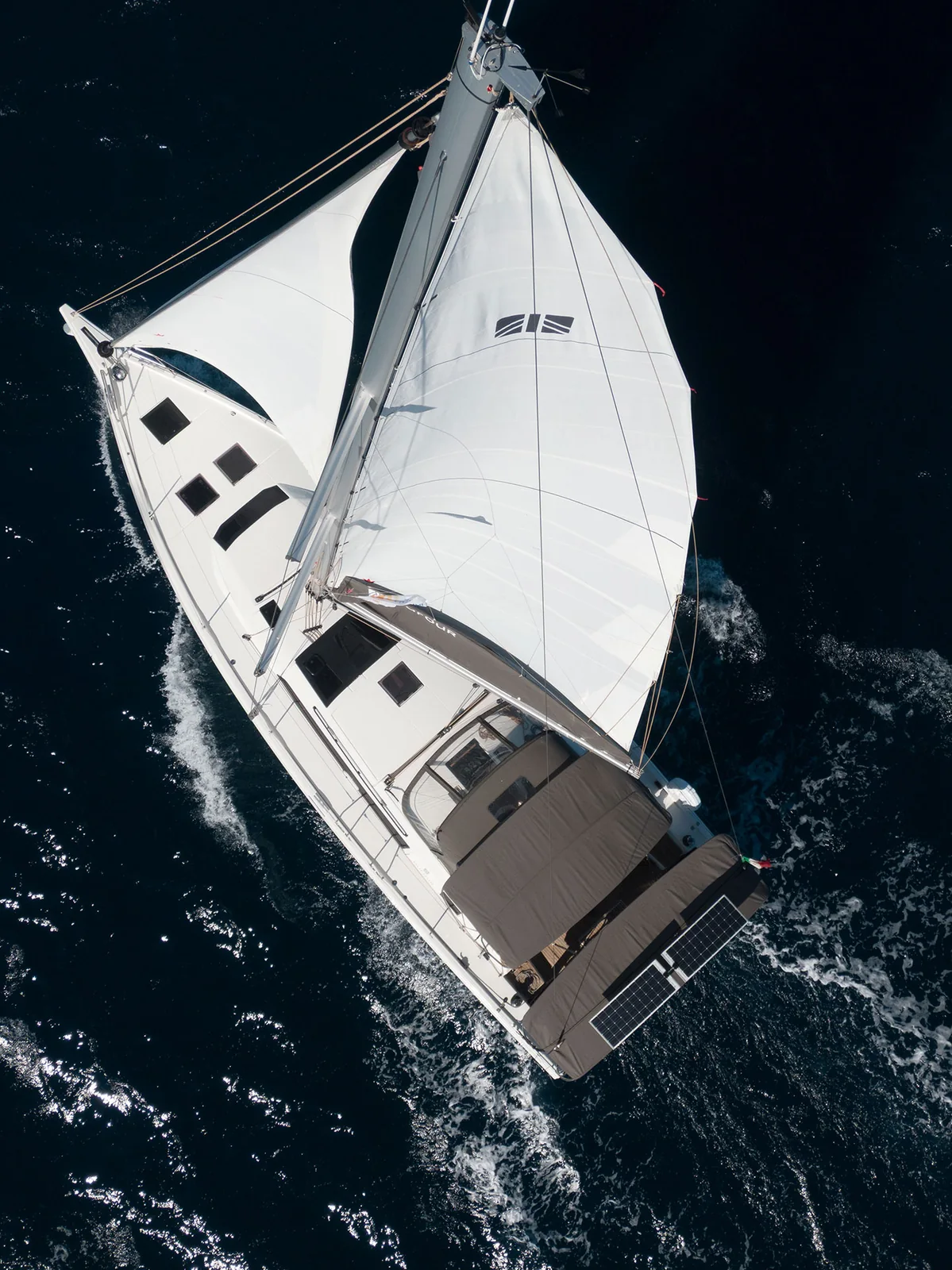 Yacht DUFOUR 470 - Dione - Foto 1