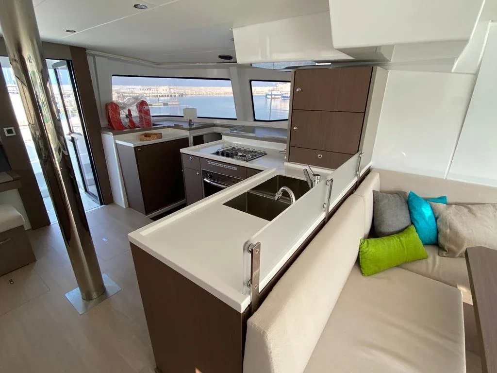 Yacht CATANA Bali 4.8 - Terra Terra - Foto 1