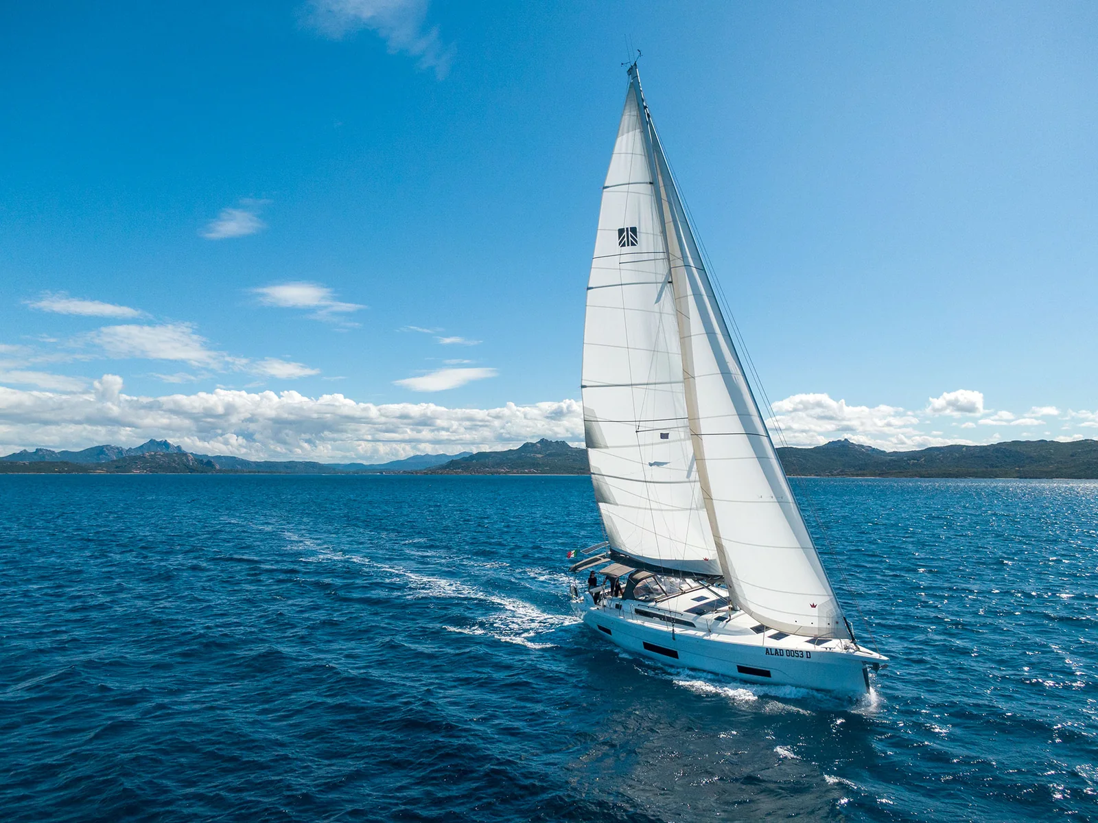 Yacht DUFOUR 470 - Dione - Foto 1