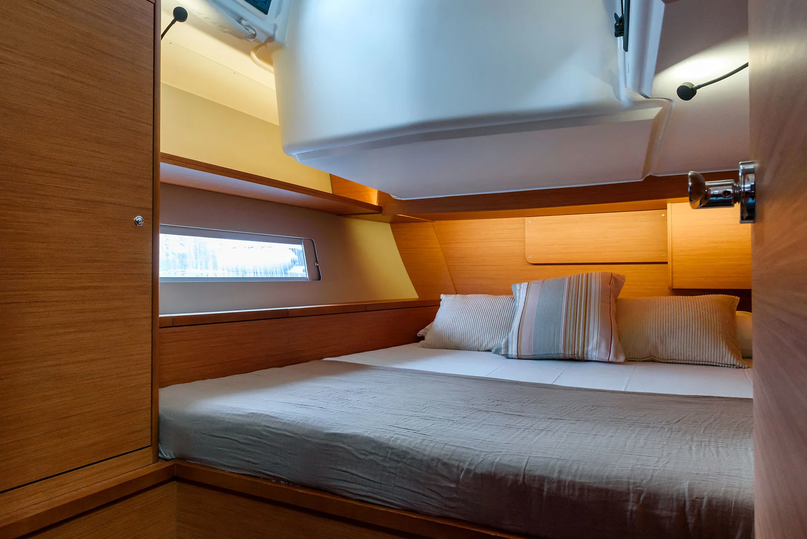 Yacht DUFOUR 470 - Dione - Foto 1
