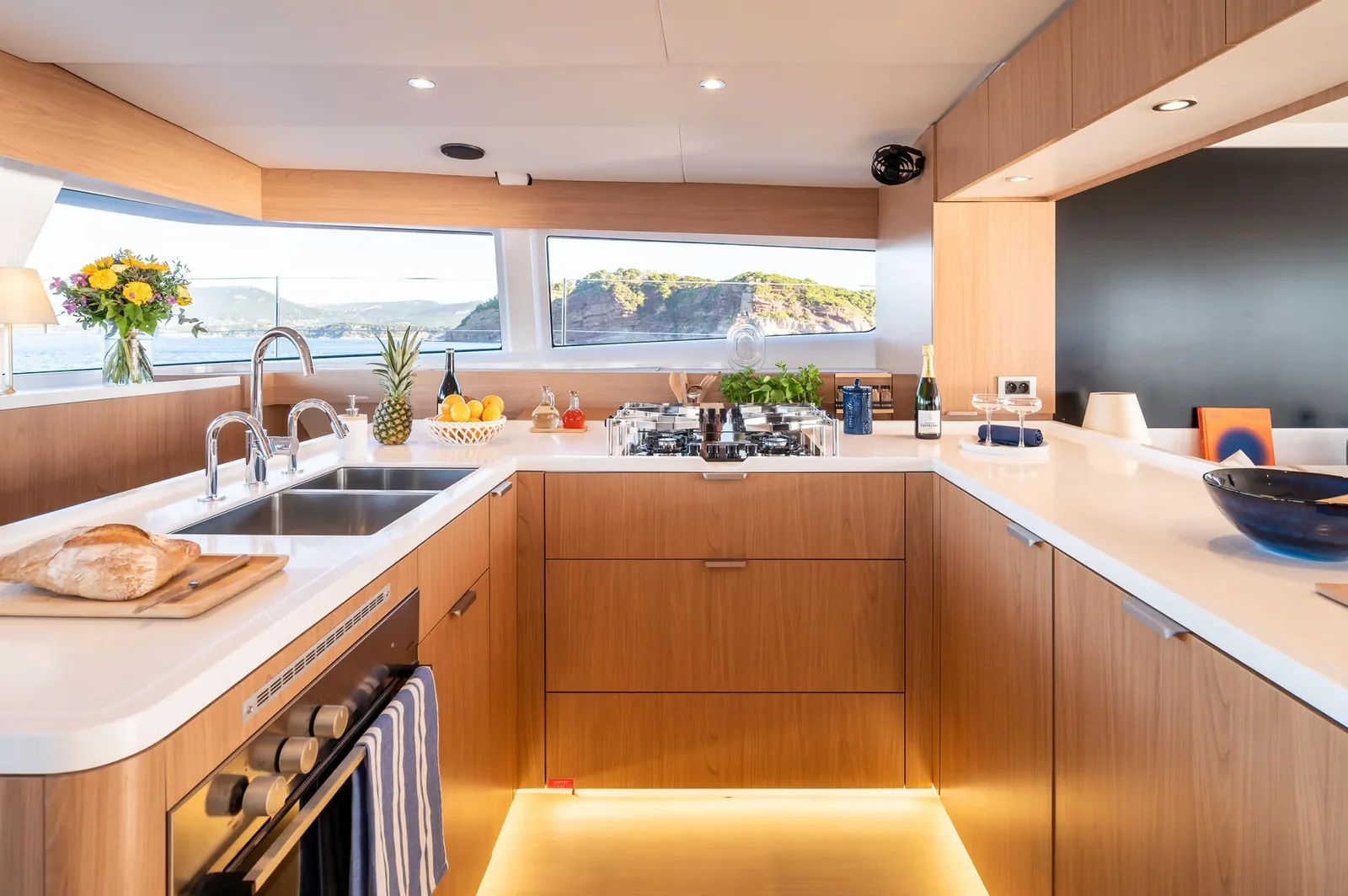 Yacht CATANA Bali 5.8 - Corto Maltese II - Foto 1