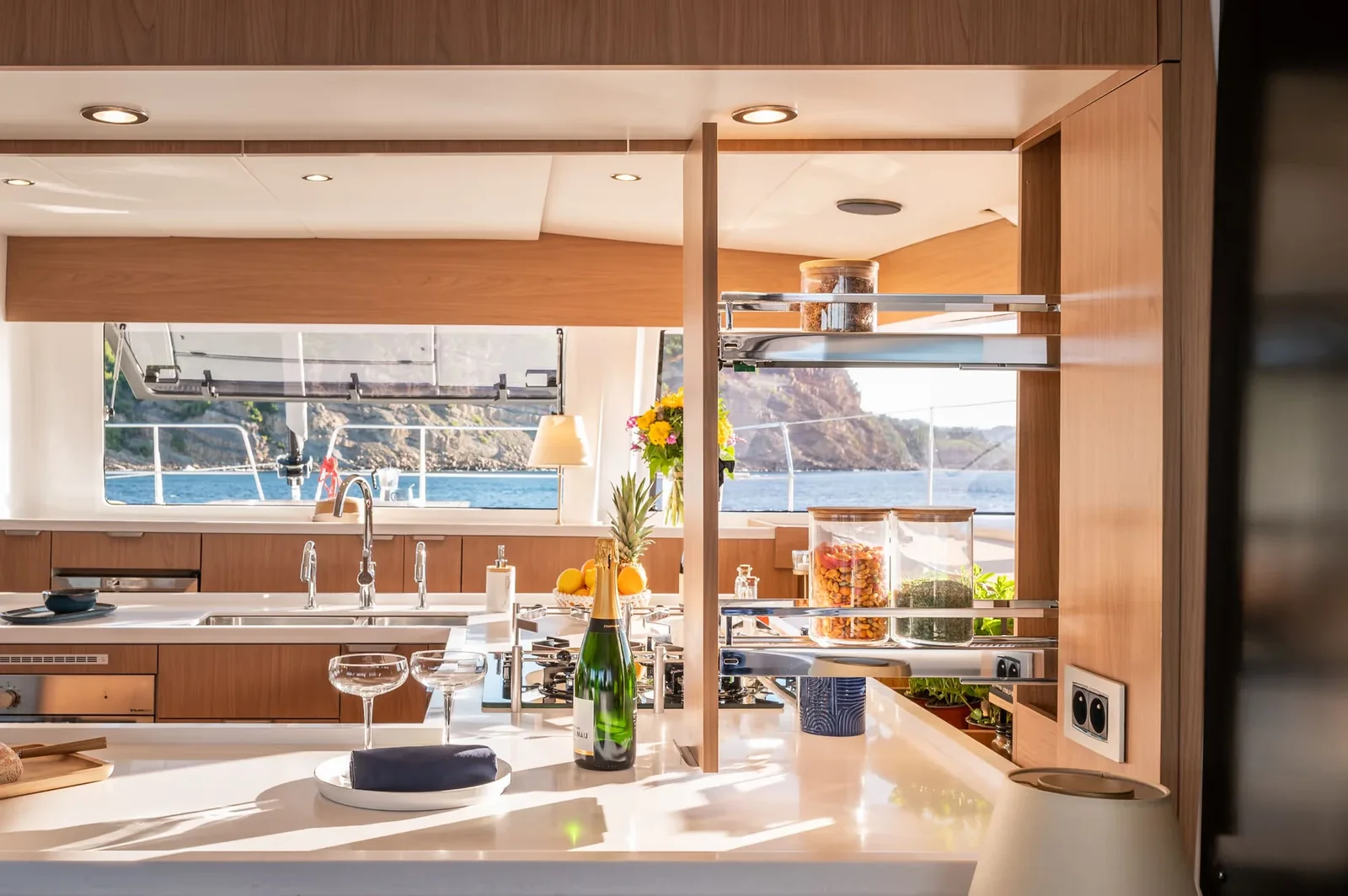 Yacht CATANA Bali 5.8 - Corto Maltese II - Foto 1