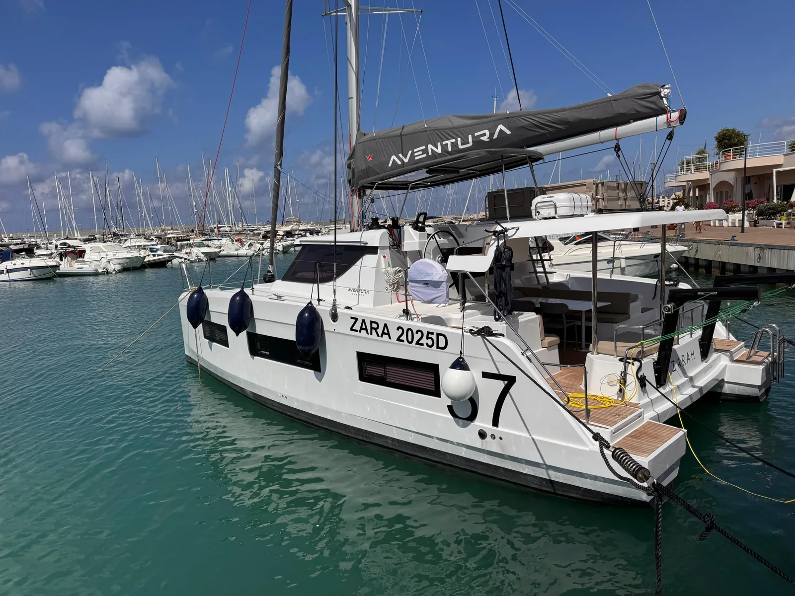 Yacht AVENTURA 37 - Zarah - Foto 1