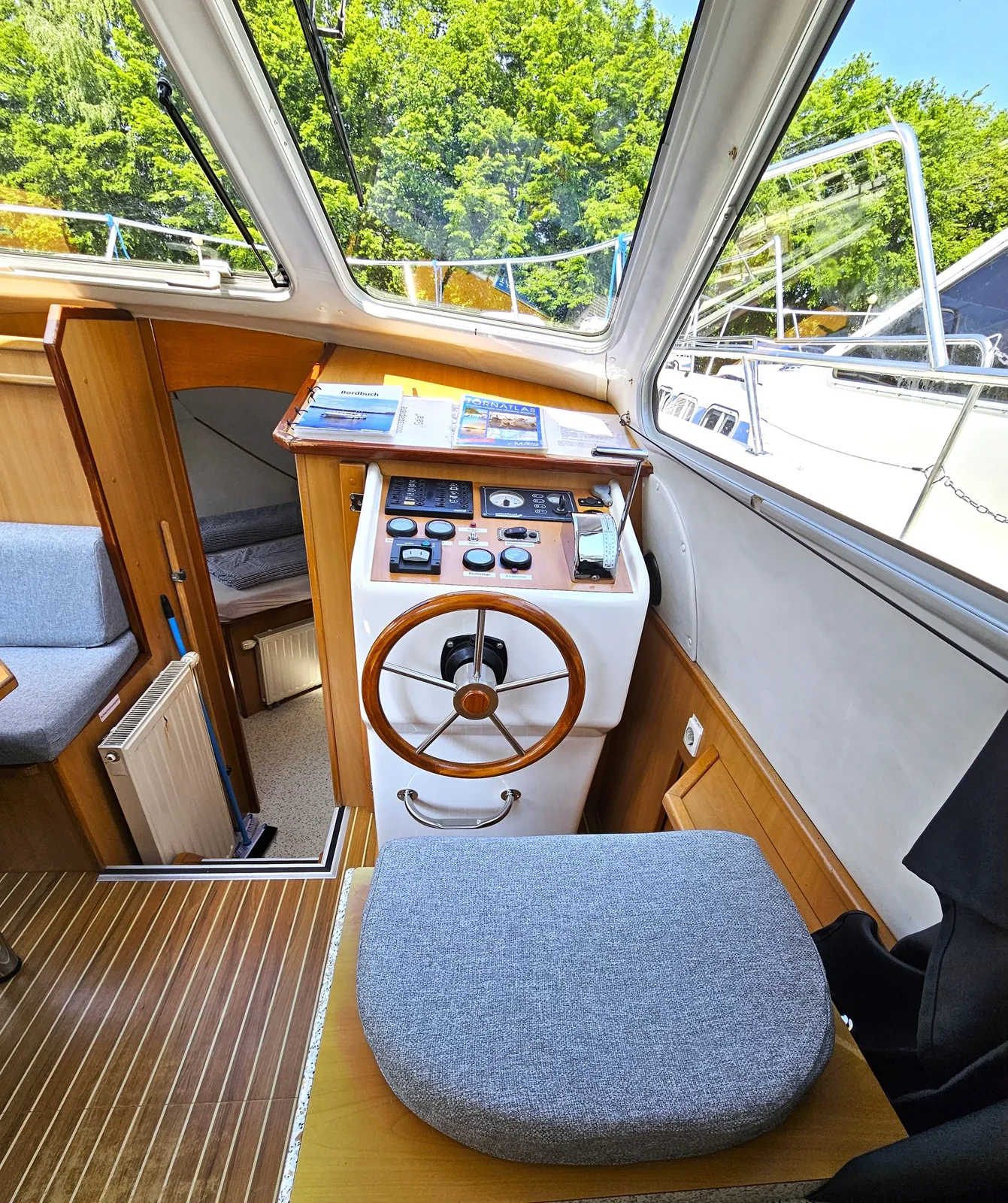 Yacht CHANTIER CPC Tarpon 37 DP - Persephone - Foto 1
