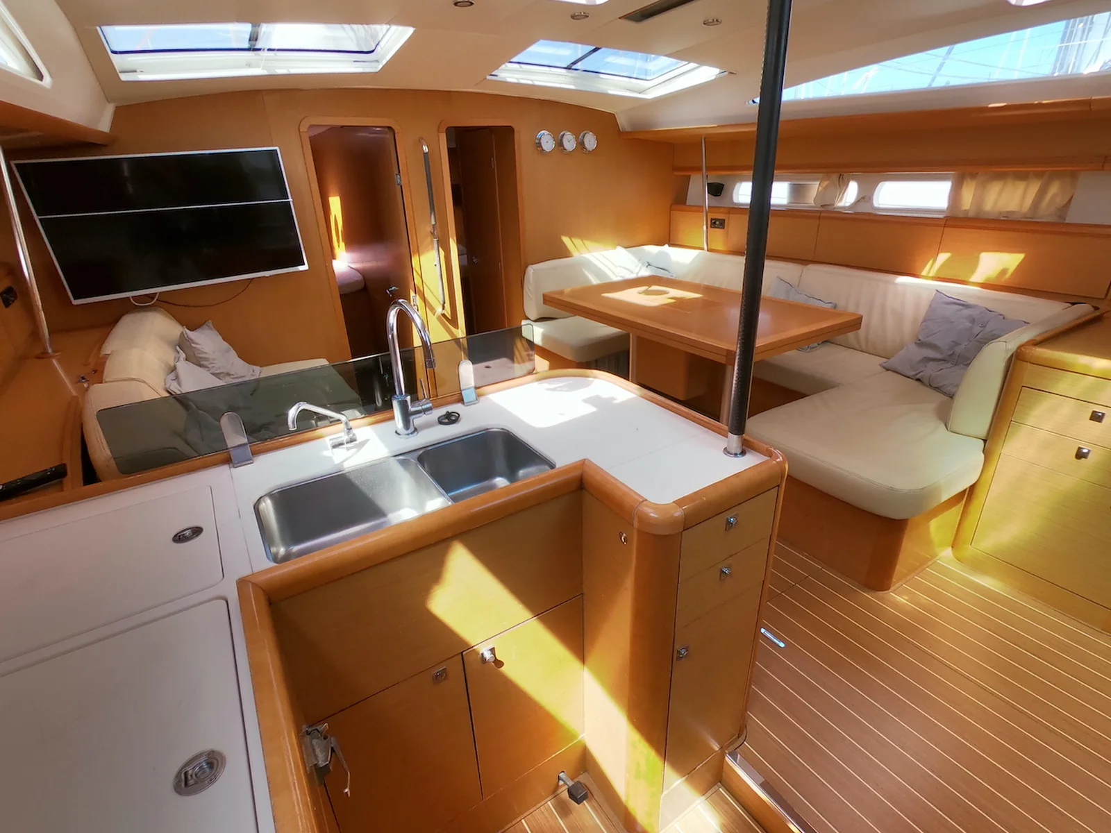 Yacht JEANNEAU 53 - Anita - Foto 1