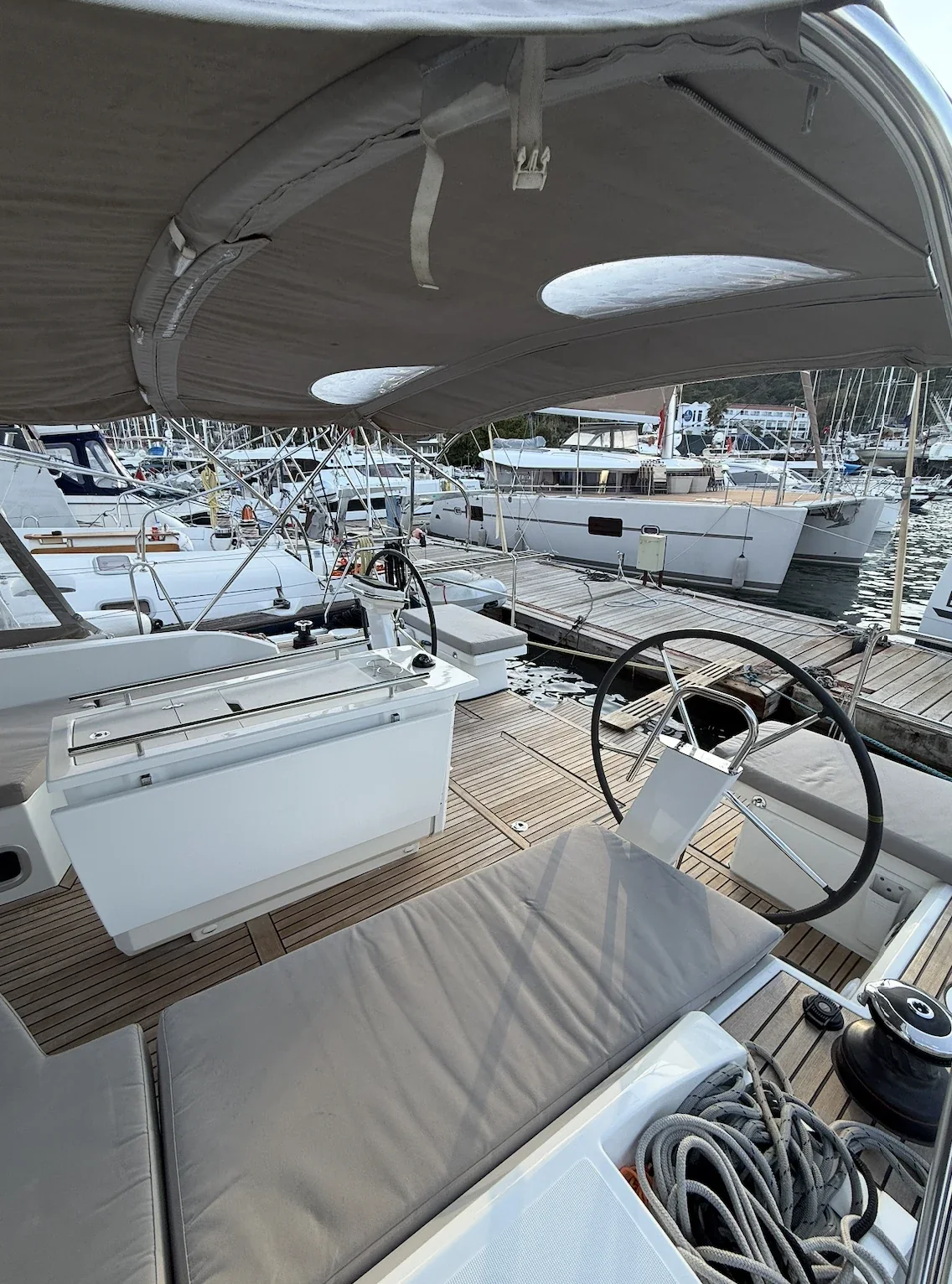 Yacht BENETEAU Oceanis 46.1 - Athena 5 - Foto 1