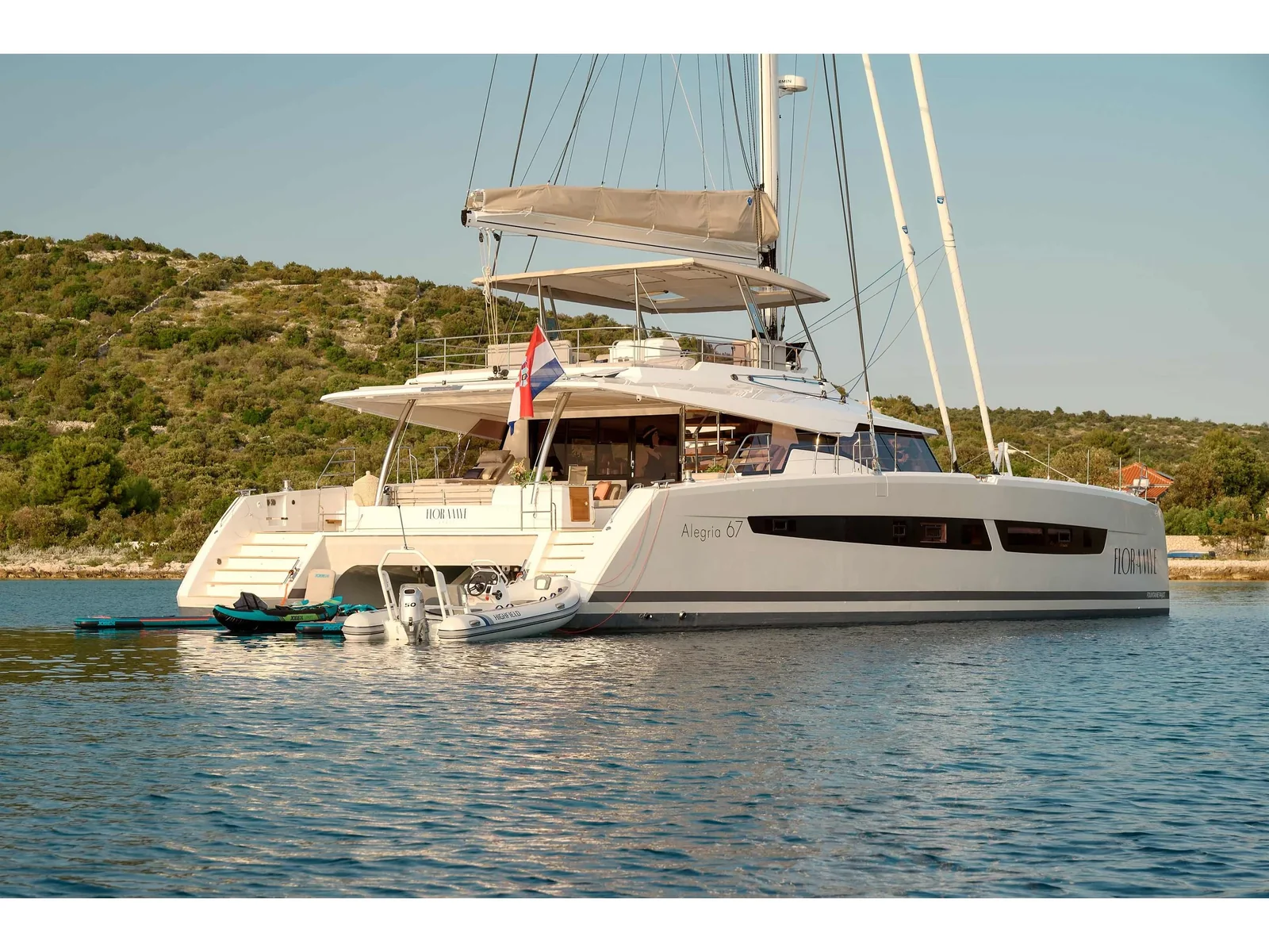 Yacht FOUNTAINE PAJOT Alegria 67 - Premium + - Foto 1