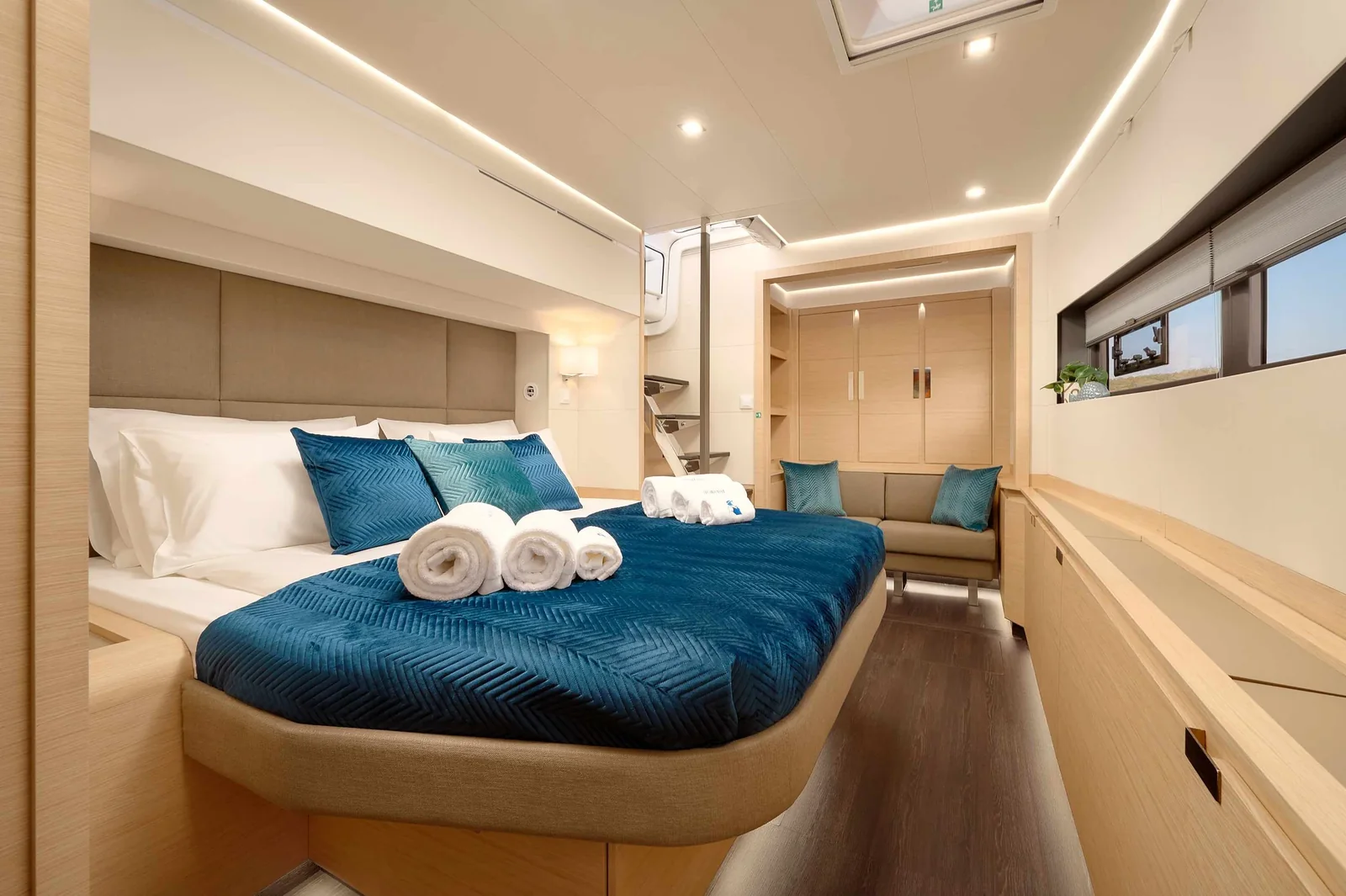 Yacht FOUNTAINE PAJOT Alegria 67 - Premium + - Foto 1