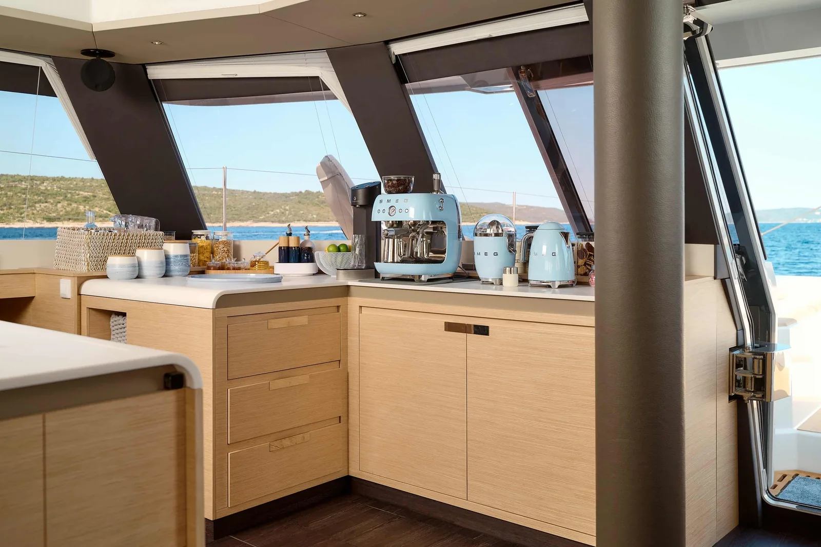 Yacht FOUNTAINE PAJOT Alegria 67 - Premium + - Foto 1