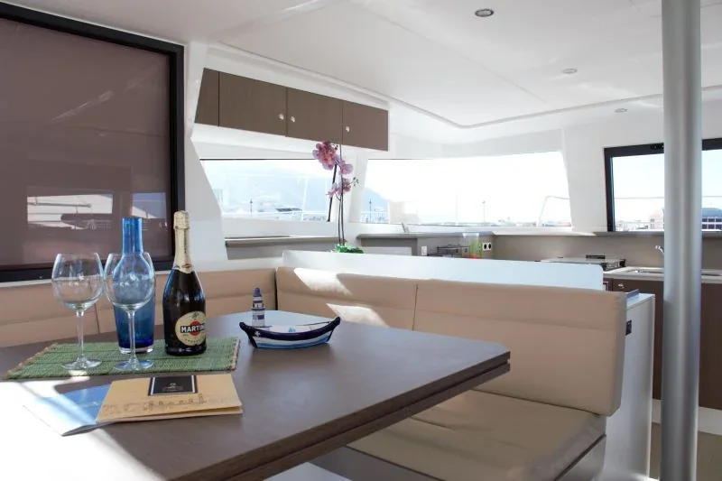 Yacht CATANA Bali 4.3 - Fasteam Two - Foto 1