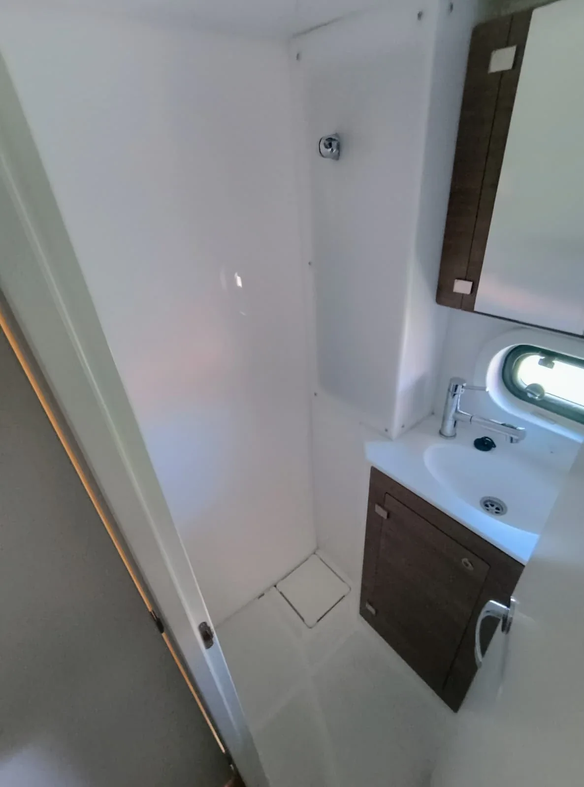 Yacht CATANA Bali 4.2 - Beta - Foto 1