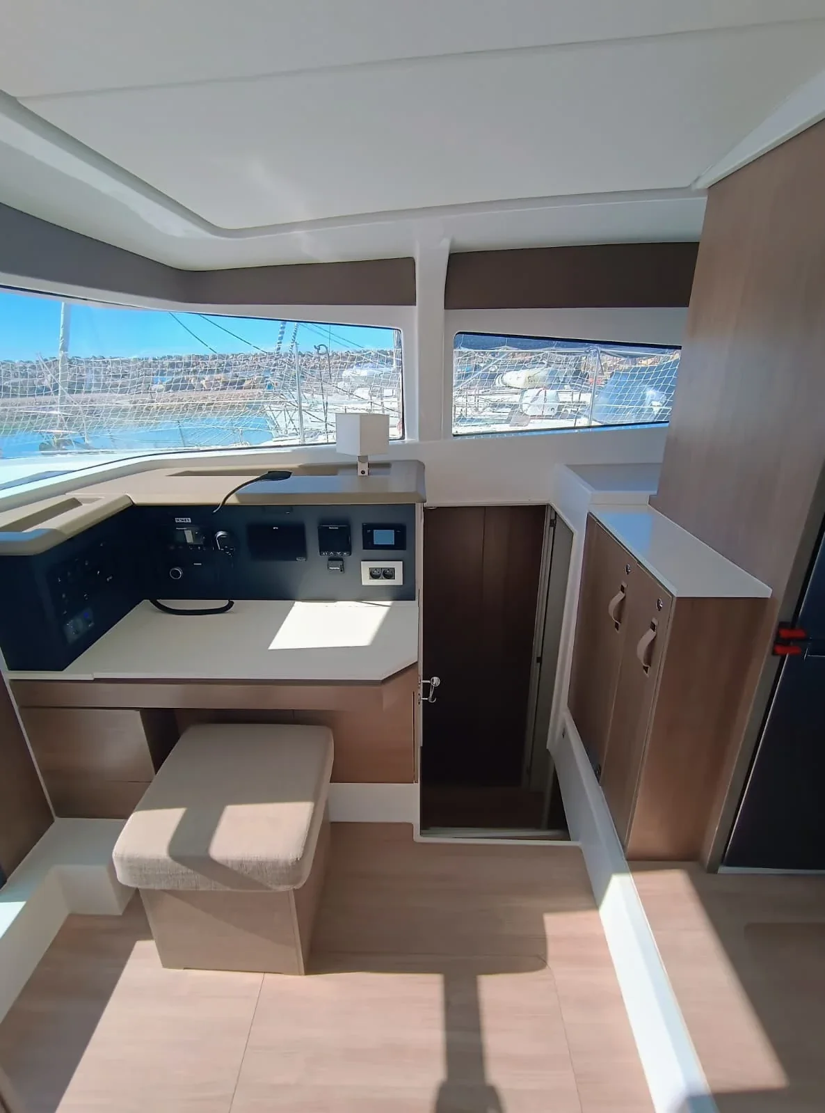 Yacht CATANA Bali 4.2 - Beta - Foto 1