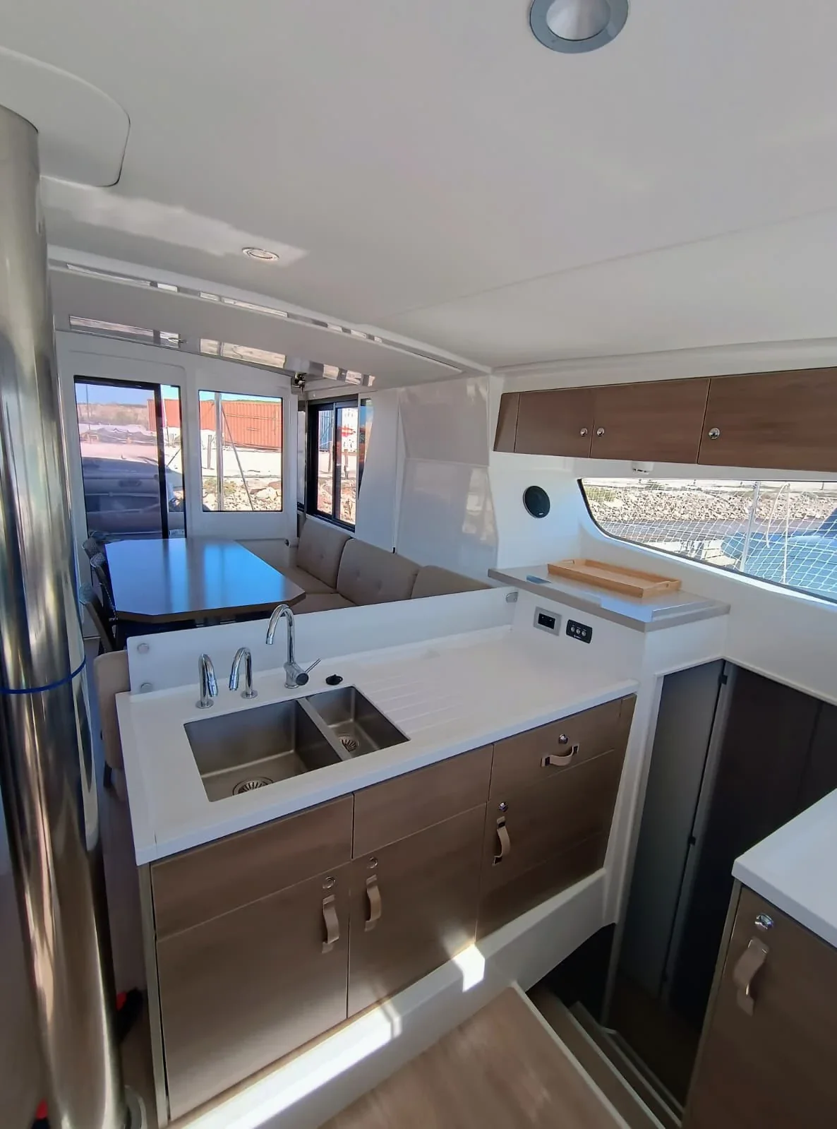 Yacht CATANA Bali 4.2 - Beta - Foto 1